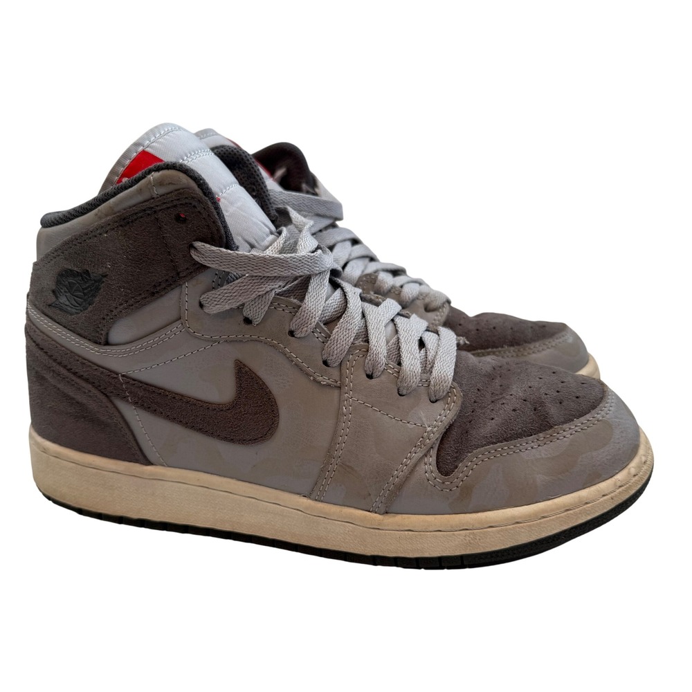 Air Jordan 1‎ Mid SE GS Grey Dark Smoke Grey Sneakers Kids Youth Size 7